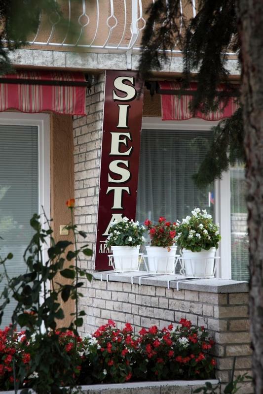 Siesta Apartmanhaz Balatonfuered 外观 照片