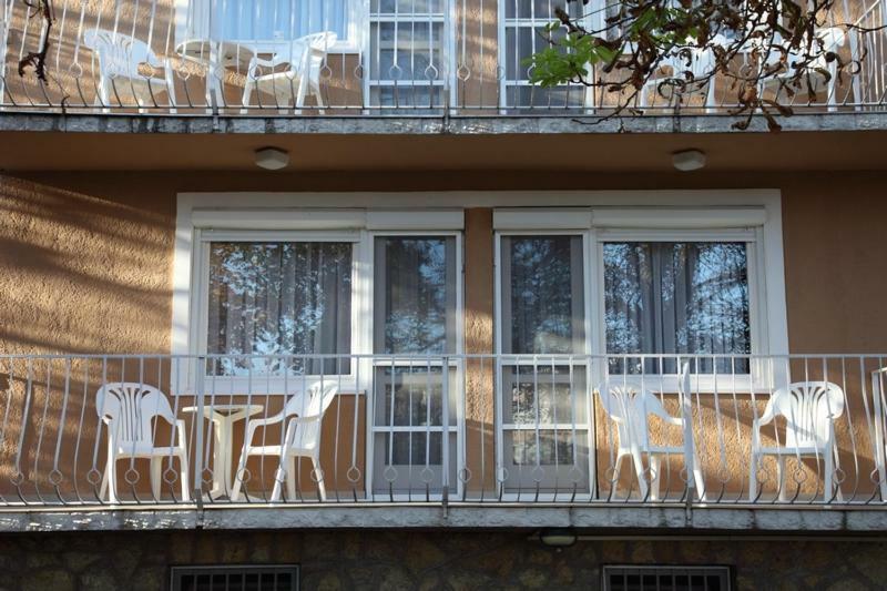 Siesta Apartmanhaz Balatonfuered 外观 照片